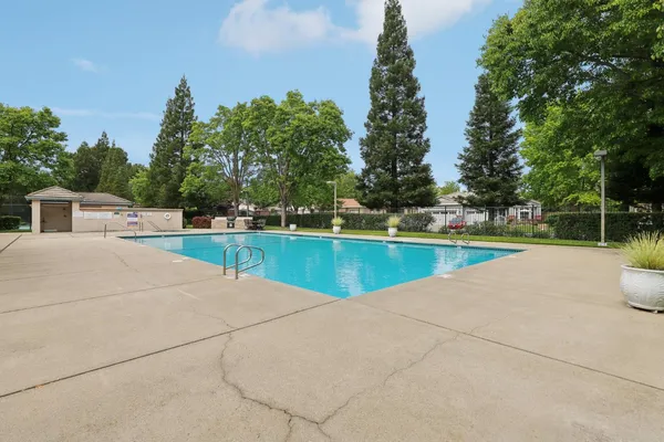 $628,000 | 1217 Hemingway Drive, Roseville, CA 95747