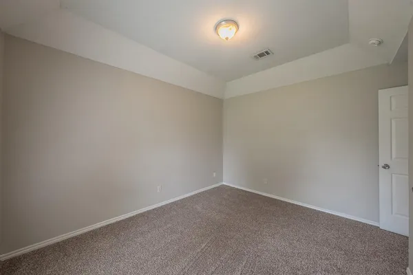 $304,900 | 117 Downwood Drive, Burleson, TX 76028