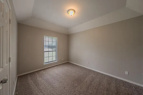 $304,900 | 117 Downwood Drive, Burleson, TX 76028