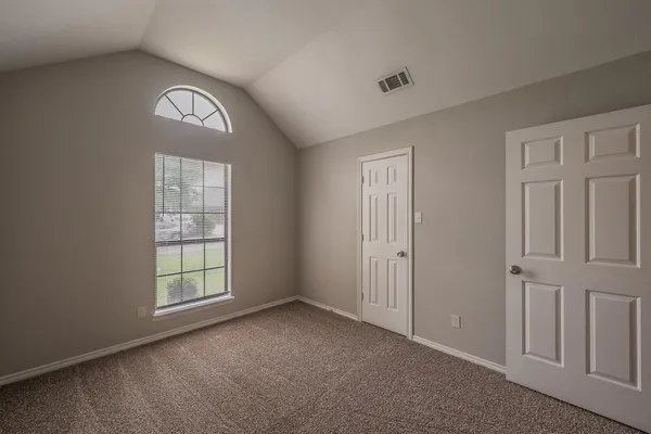 $304,900 | 117 Downwood Drive, Burleson, TX 76028