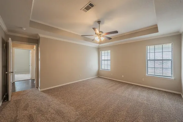 $304,900 | 117 Downwood Drive, Burleson, TX 76028