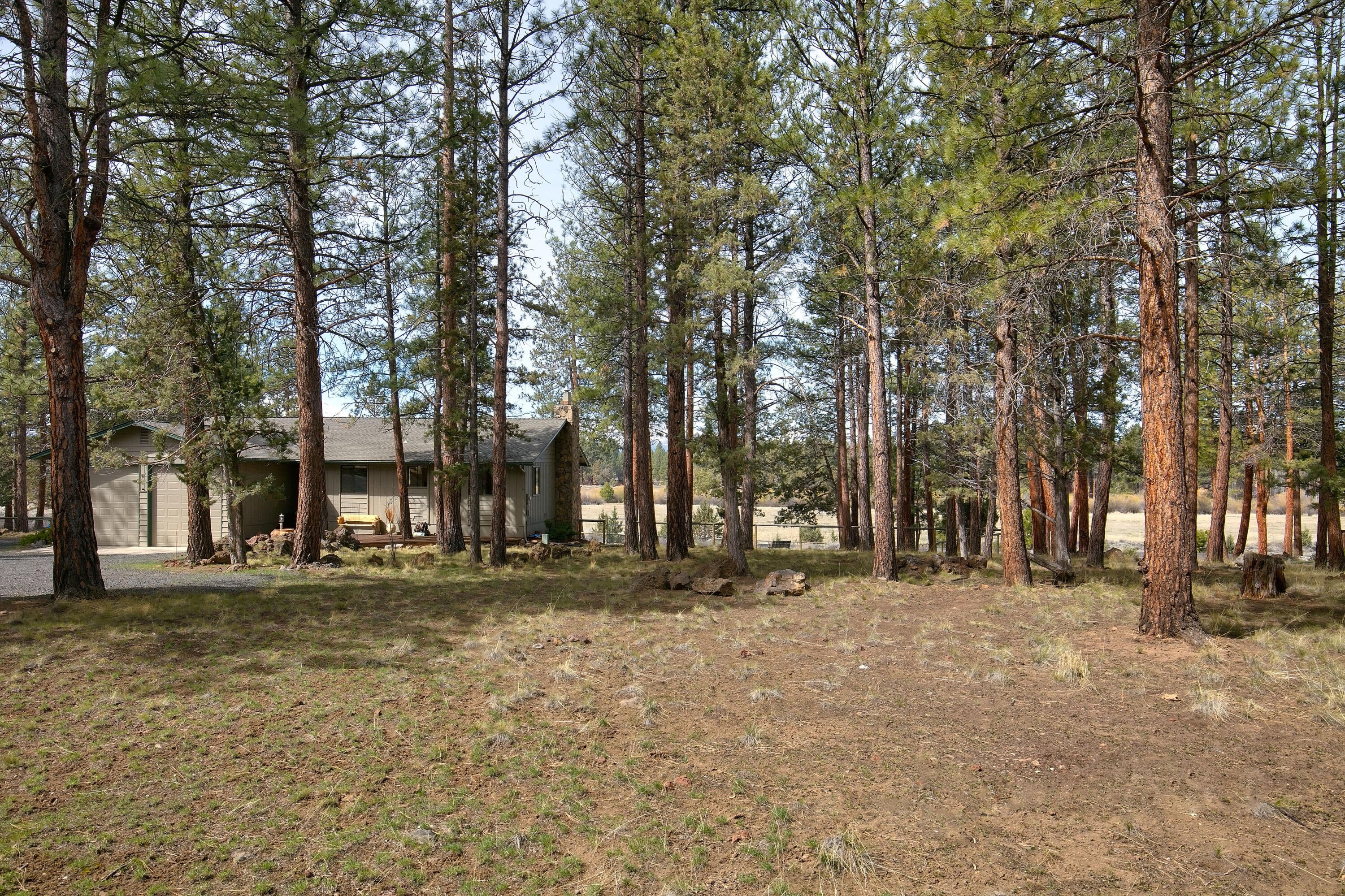 69825 Pine Ridge Road Sisters, OR 97759 - Photo 34 of 43 69825 Pine Ridge Rd._027