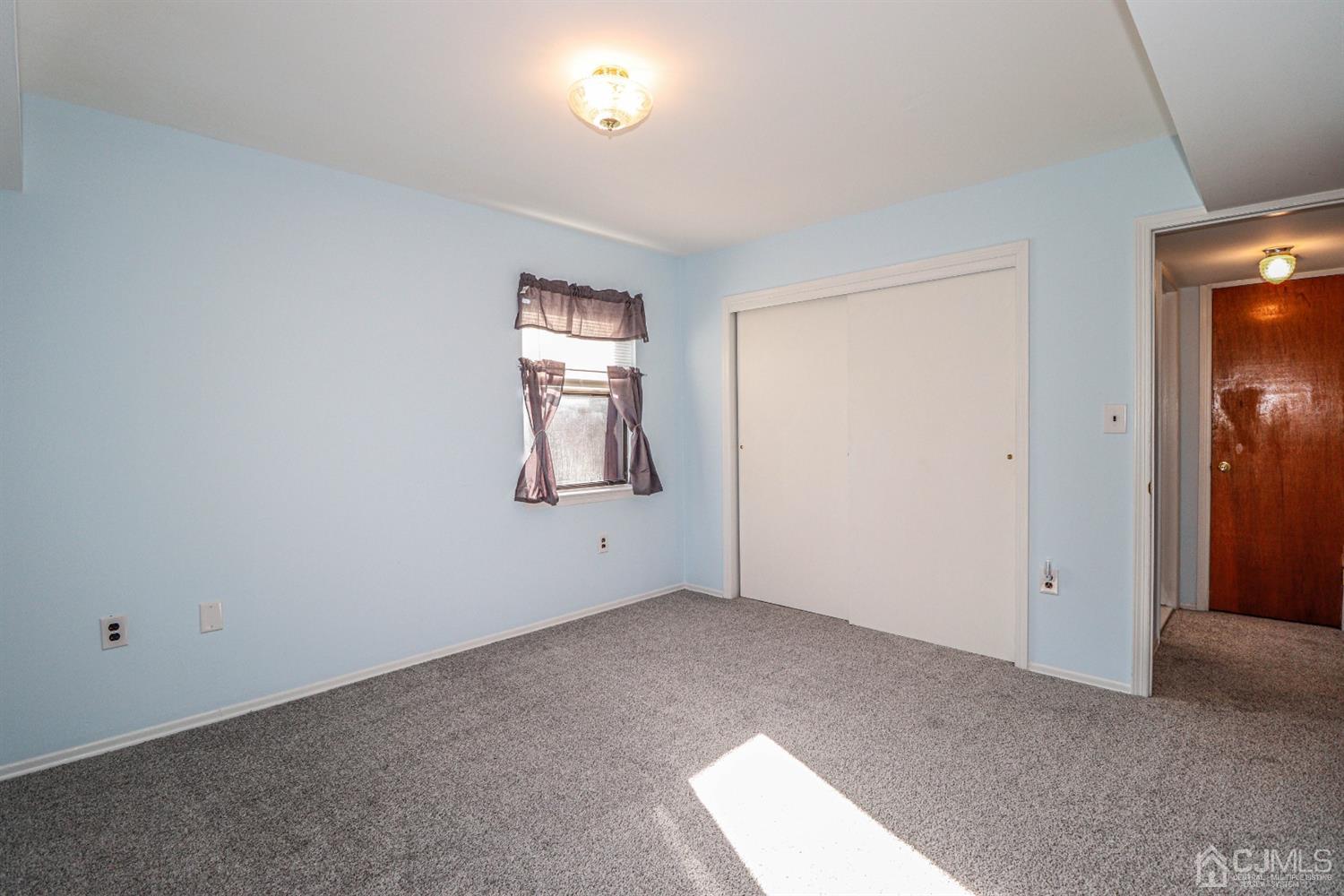 1918 Raspberry Court Edison, NJ 08817 - Photo 28 of 33