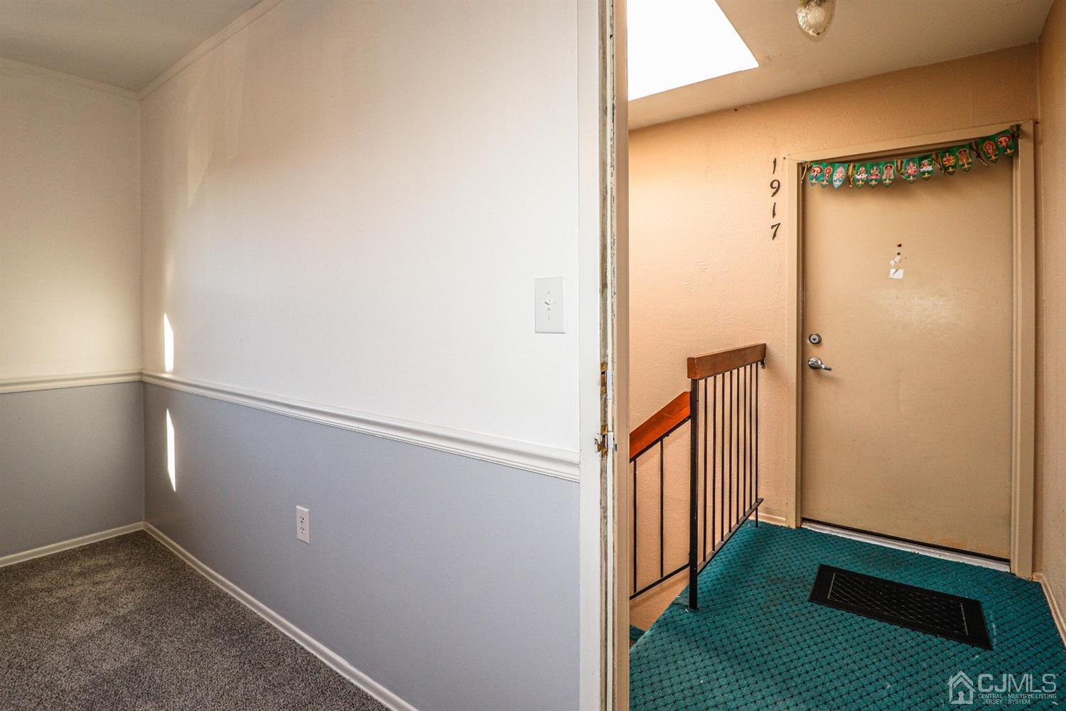 1918 Raspberry Court Edison, NJ 08817 - Photo 6 of 33
