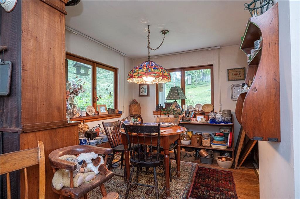 394 Irwin Road Gibsonia, PA 15044 - Photo 8 of 37 Gallery Image 8