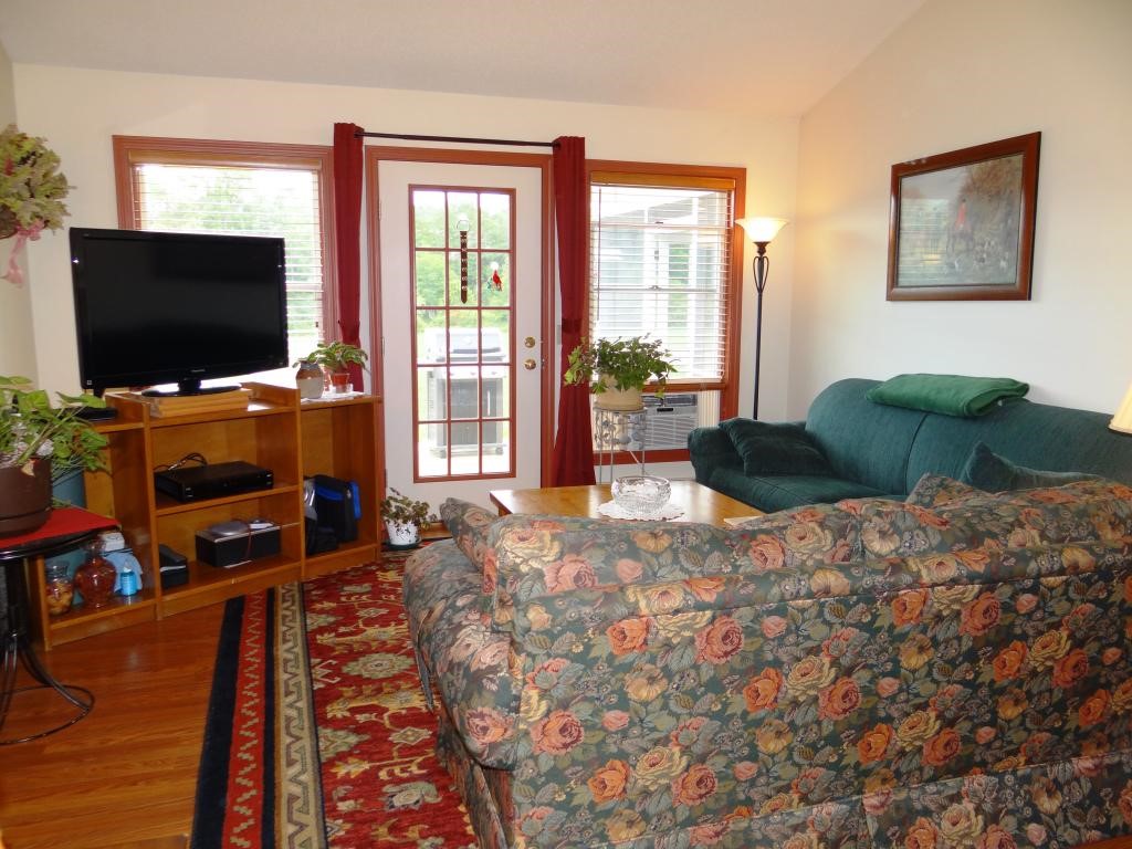 428 North Plainfield Road Lebanon, NH 03784 - Photo 13 of 30