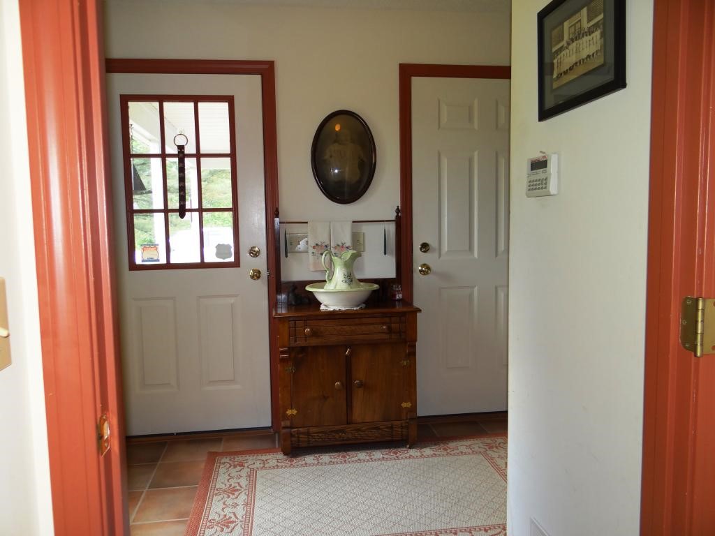 428 North Plainfield Road Lebanon, NH 03784 - Photo 8 of 30