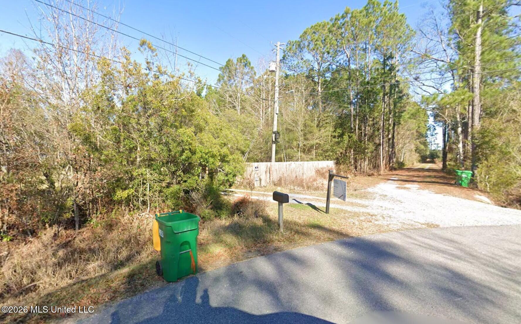 13915 Ann Road Moss Point, MS 39562 - Photo 2 of 5 2