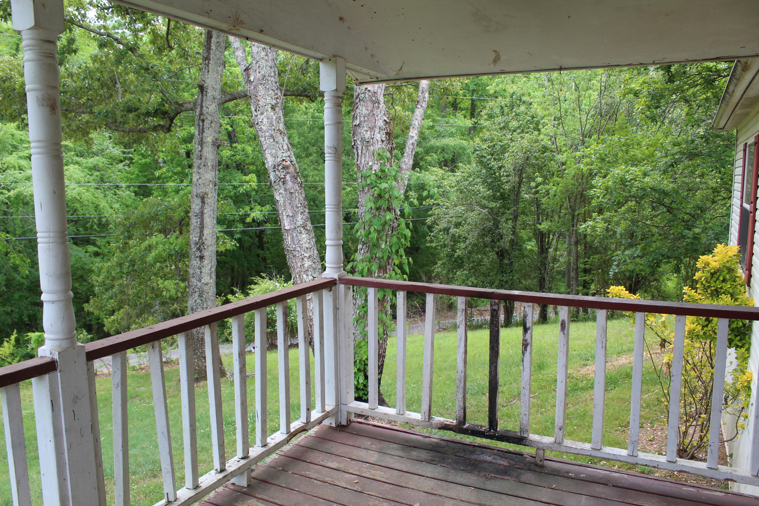 809 Emery Road Soddy-Daisy, TN 37379 - Photo 7 of 12 IMG_0022 - Copy (2)