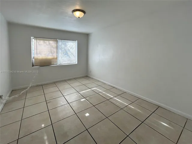 $1,950 | 738 Northeast 86th Street, Unit 4, Miami, FL 33138