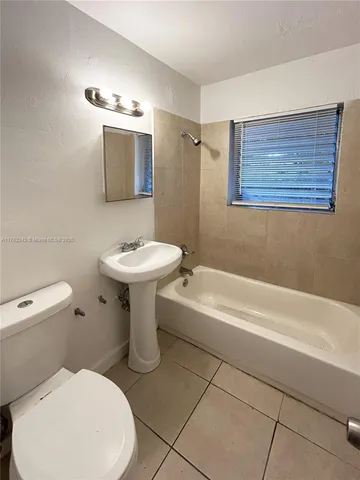 $1,950 | 738 Northeast 86th Street, Unit 4, Miami, FL 33138