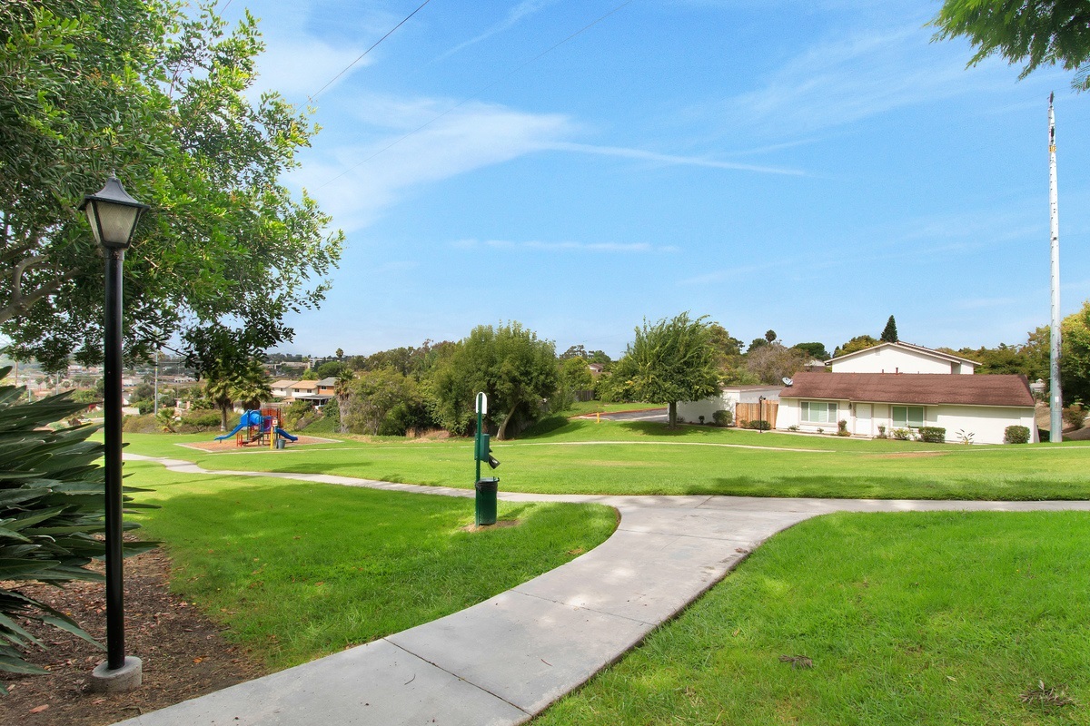 3663 Harbor View Way Oceanside, CA 92056 - Photo 22 of 25
