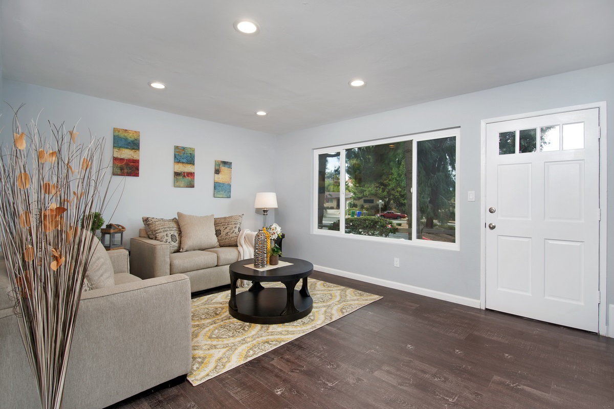 3663 Harbor View Way Oceanside, CA 92056 - Photo 5 of 25