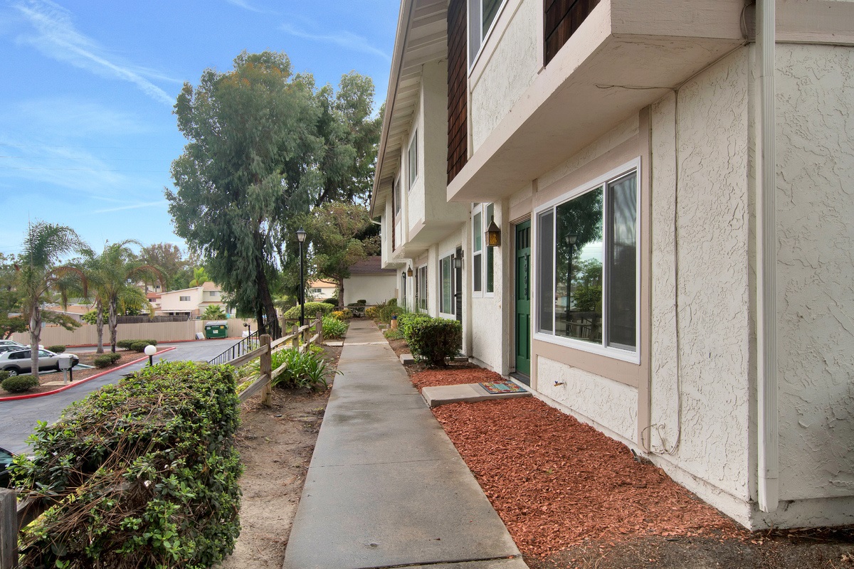 3663 Harbor View Way Oceanside, CA 92056 - Photo 7 of 25
