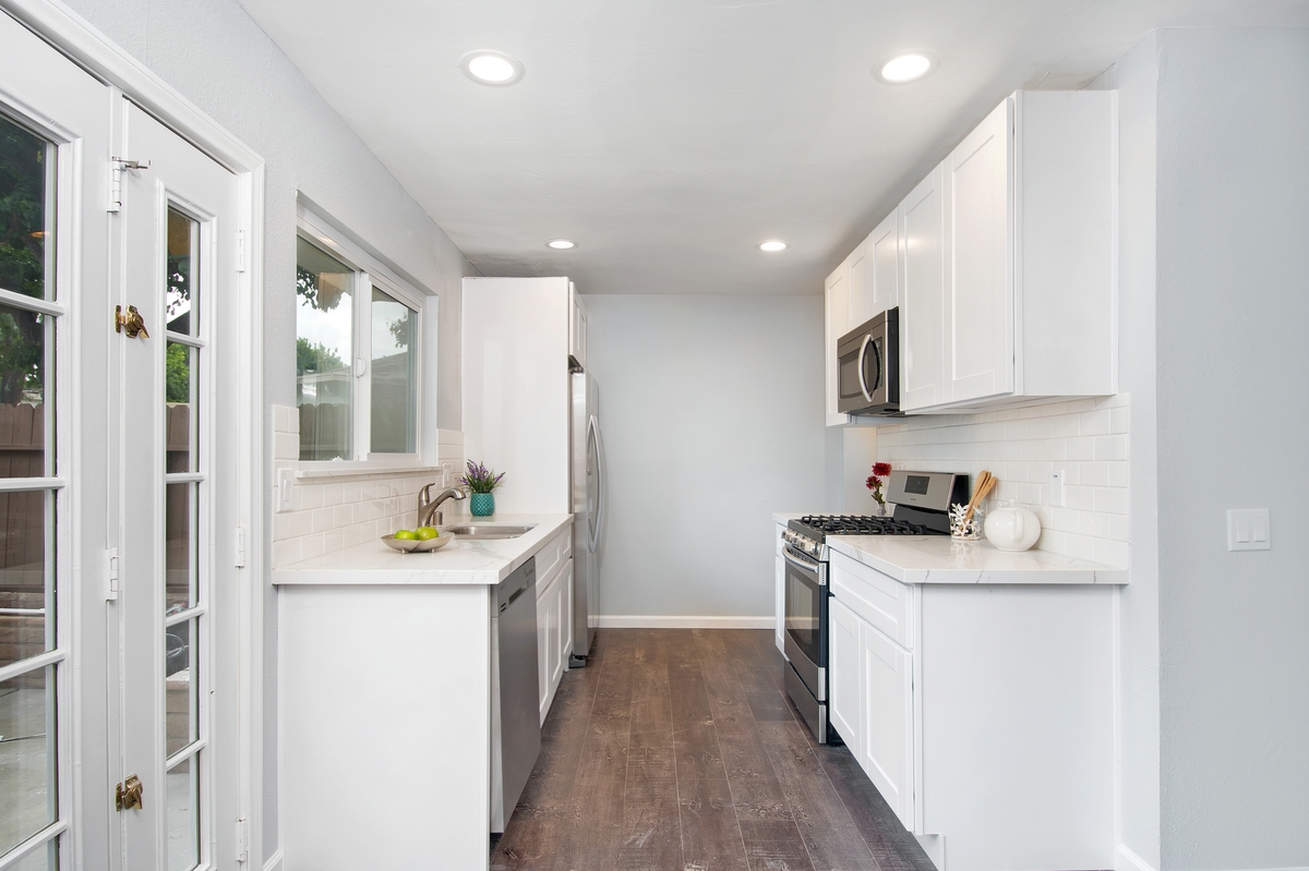 3663 Harbor View Way Oceanside, CA 92056 - Photo 10 of 25