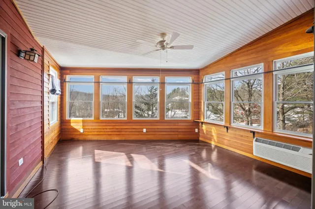 $900,000 | 13 Brook Farm Court, Cockeysville, MD 21030