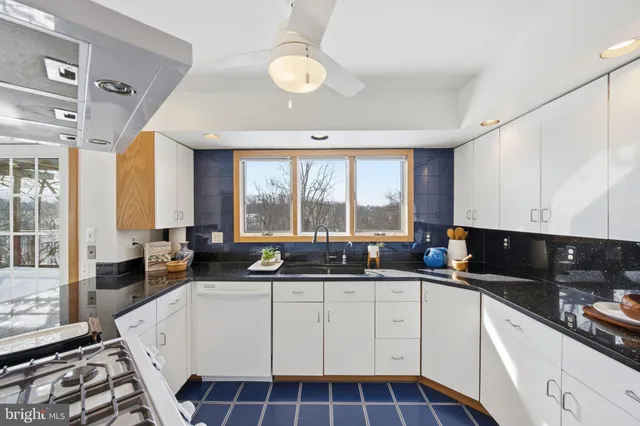 $900,000 | 13 Brook Farm Court, Cockeysville, MD 21030