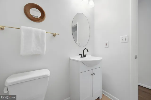 $900,000 | 13 Brook Farm Court, Cockeysville, MD 21030