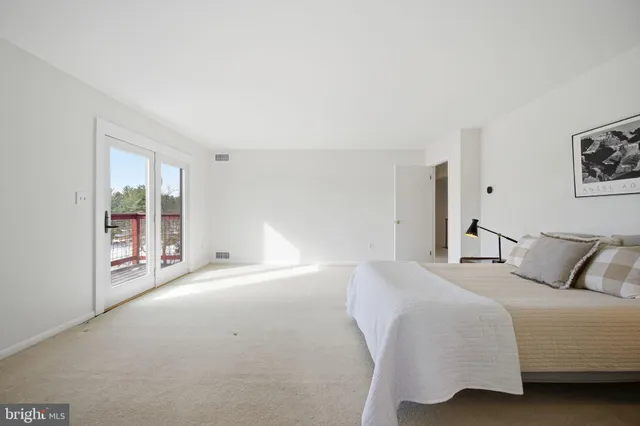 $900,000 | 13 Brook Farm Court, Cockeysville, MD 21030