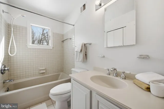 $900,000 | 13 Brook Farm Court, Cockeysville, MD 21030