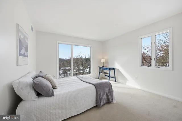 $900,000 | 13 Brook Farm Court, Cockeysville, MD 21030