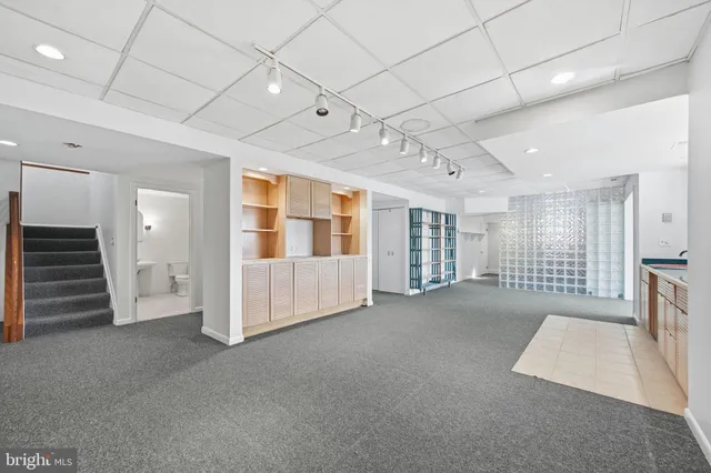 $900,000 | 13 Brook Farm Court, Cockeysville, MD 21030