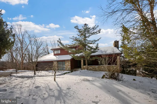 $900,000 | 13 Brook Farm Court, Cockeysville, MD 21030