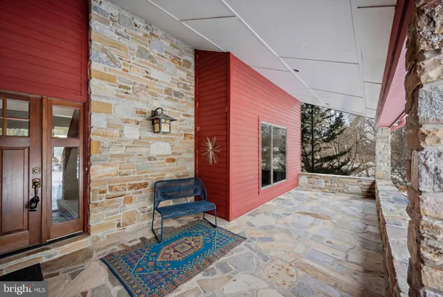 $900,000 | 13 Brook Farm Court, Cockeysville, MD 21030