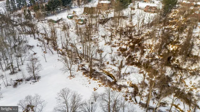 $900,000 | 13 Brook Farm Court, Cockeysville, MD 21030