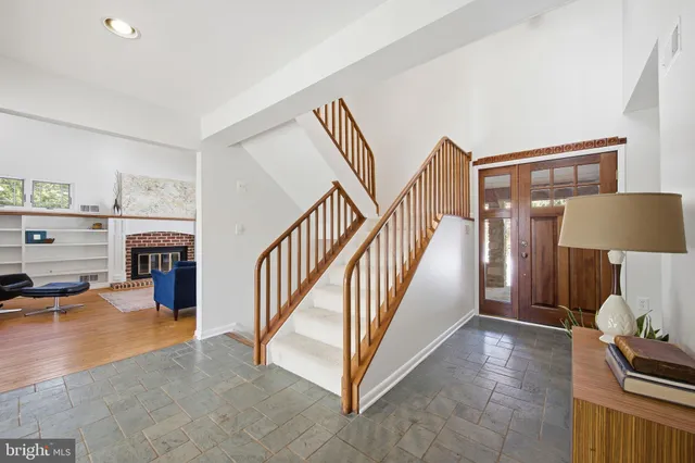 $900,000 | 13 Brook Farm Court, Cockeysville, MD 21030