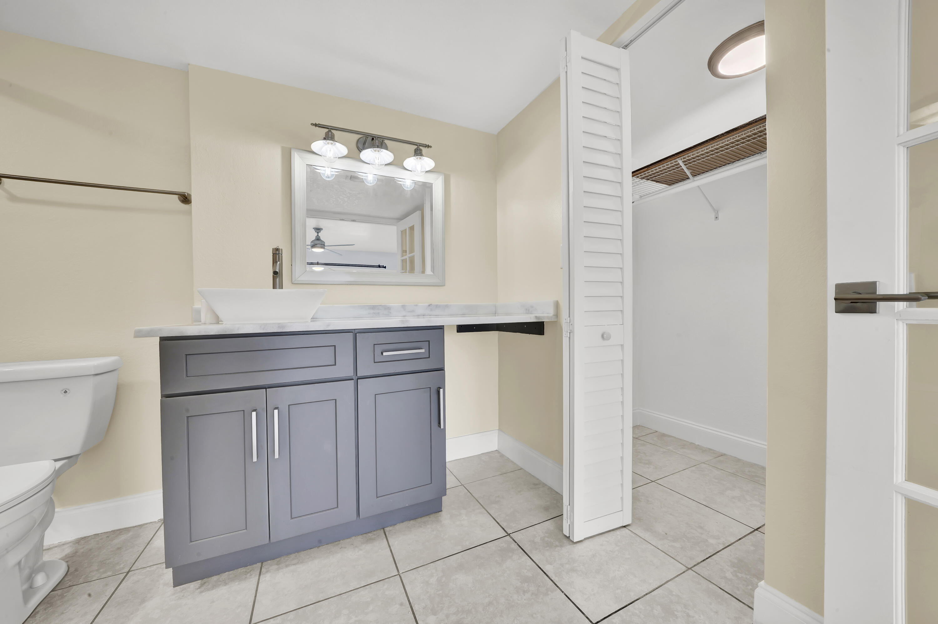 3905 North Nob Hill Road, Unit 105 Sunrise, FL 33351 - Photo 11 of 16 Master Bathroom (1)