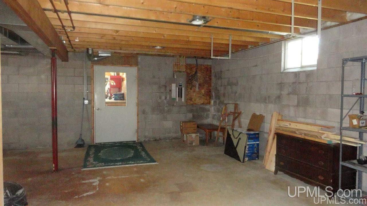 E10515 County Rd H-58 Munising, MI 49862 - Photo 22 of 30
