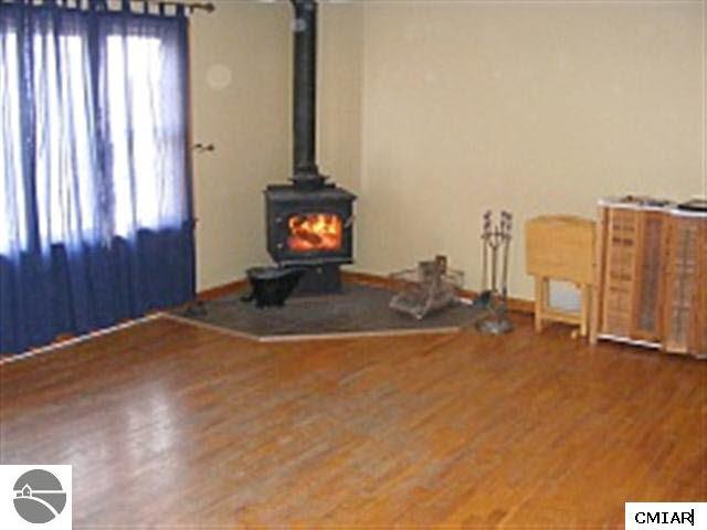 8969 South Crystal Road Carson City, MI 48811 - Photo 4 of 9 1770403-3.JPG