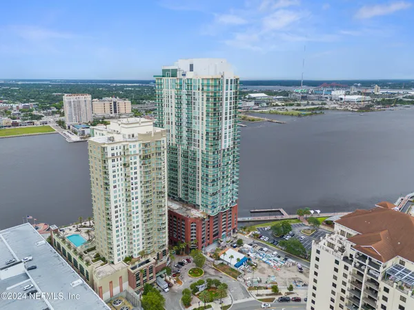 $560,000 | 1431 Riverplace Boulevard, Unit 2602, Jacksonville, FL 32207