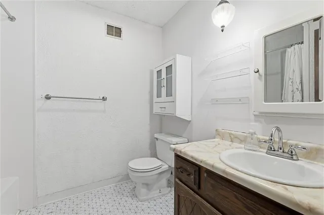 $290,000 | 2741 South 53rd Terrace, Kansas City, KS 66106