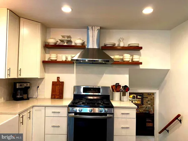 $3,450 | 7427 Grace Street, Springfield, VA 22150