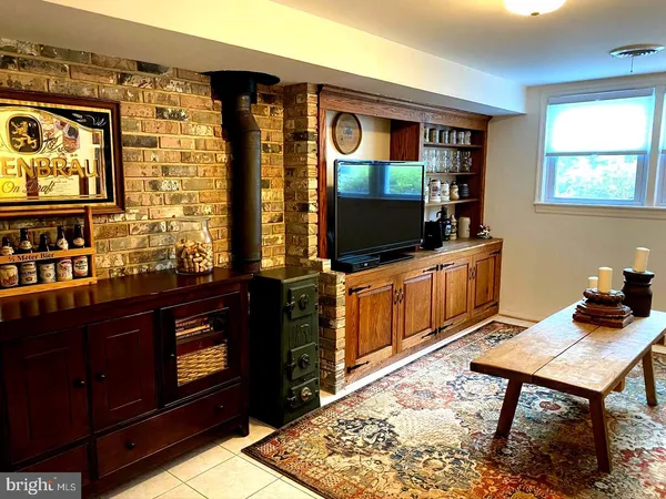 $3,450 | 7427 Grace Street, Springfield, VA 22150