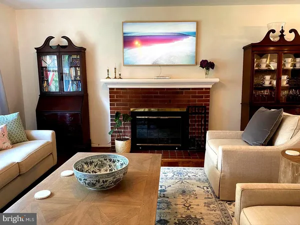 $3,450 | 7427 Grace Street, Springfield, VA 22150