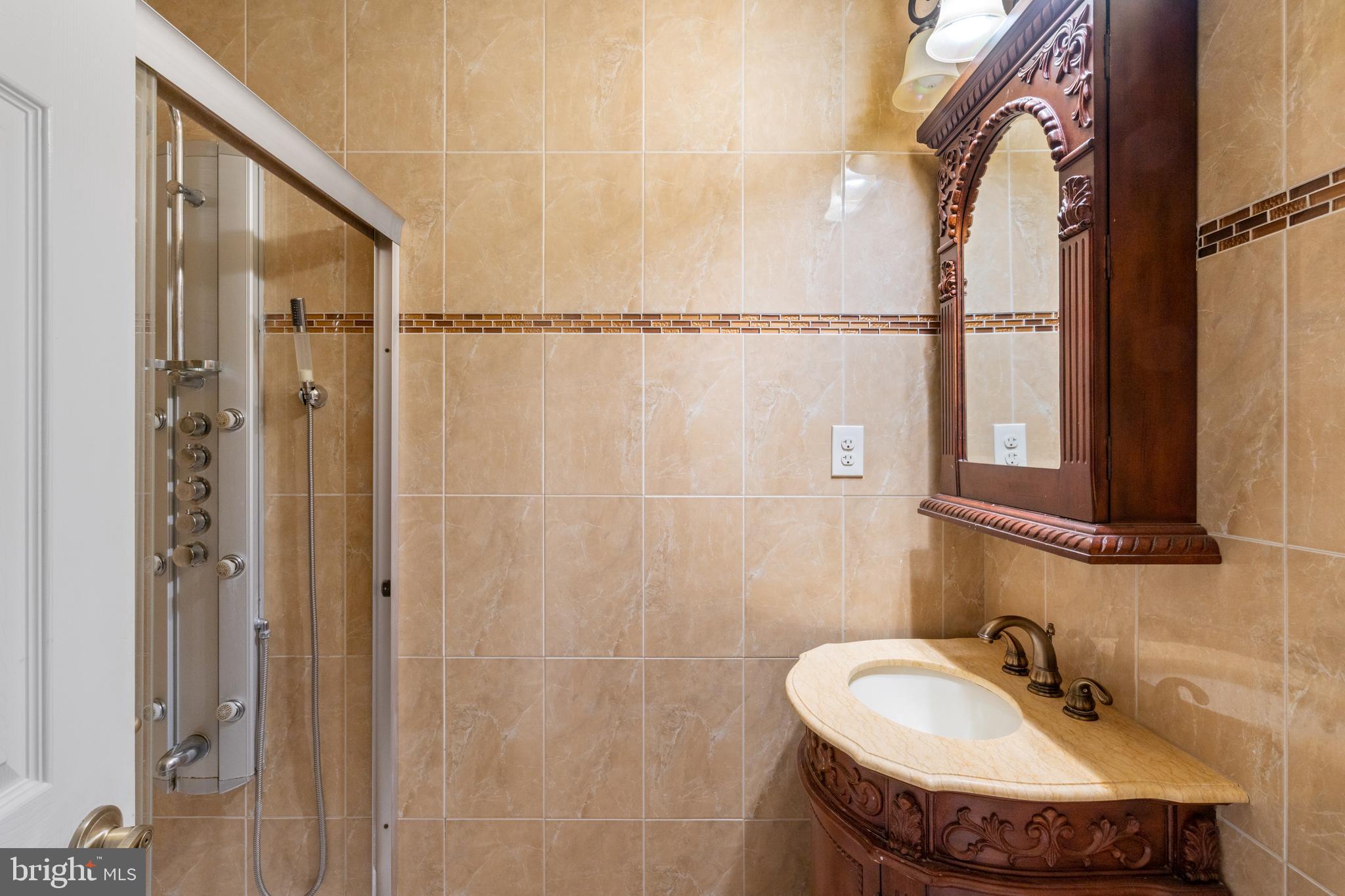 9311 Neil Road, Unit B Philadelphia, PA 19115 - Photo 11 of 17 Bathroom 1