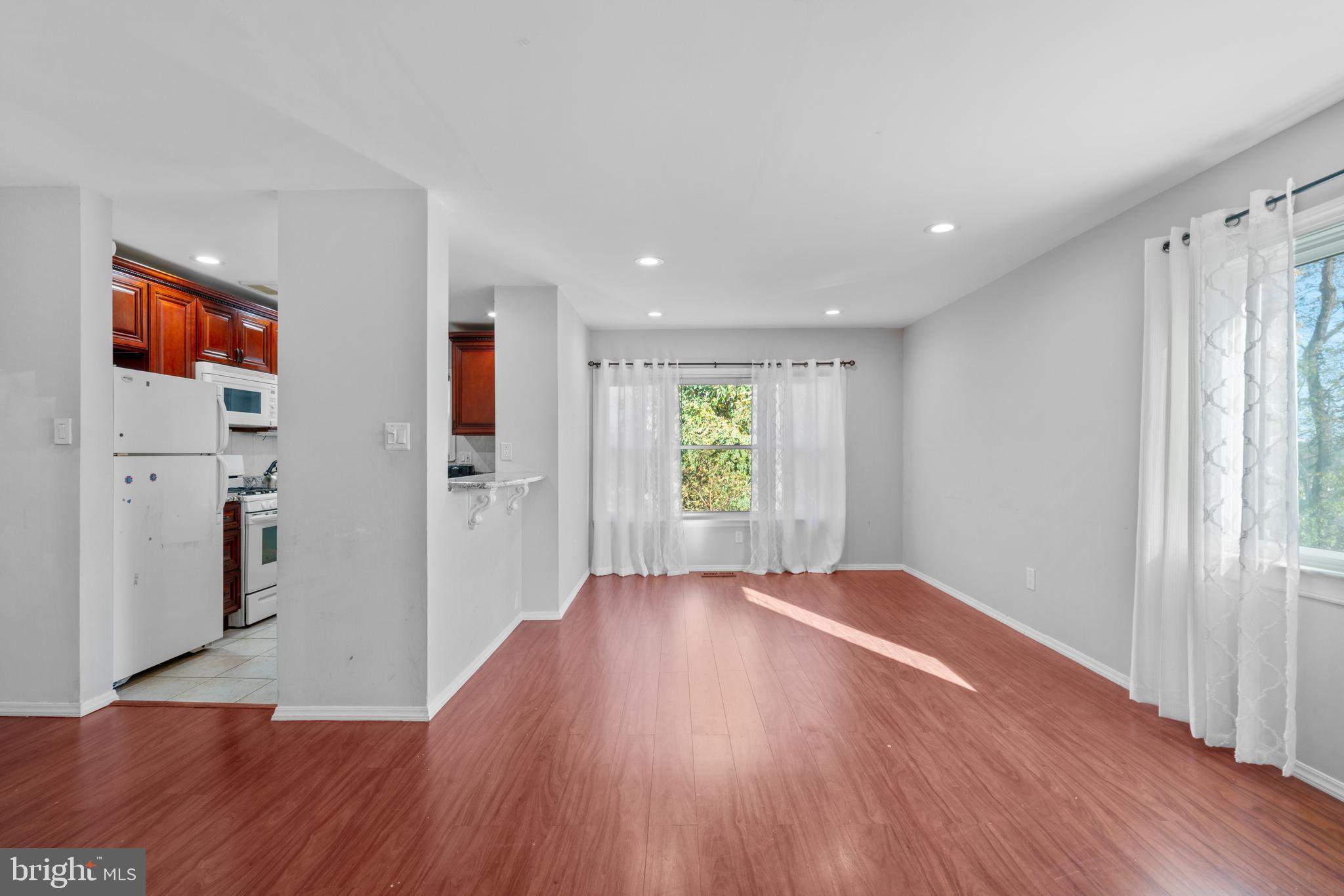 9311 Neil Road, Unit B Philadelphia, PA 19115 - Photo 2 of 17 Living room