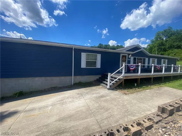 $189,900 | 54121 Ash Alley, Neffs, OH 43906