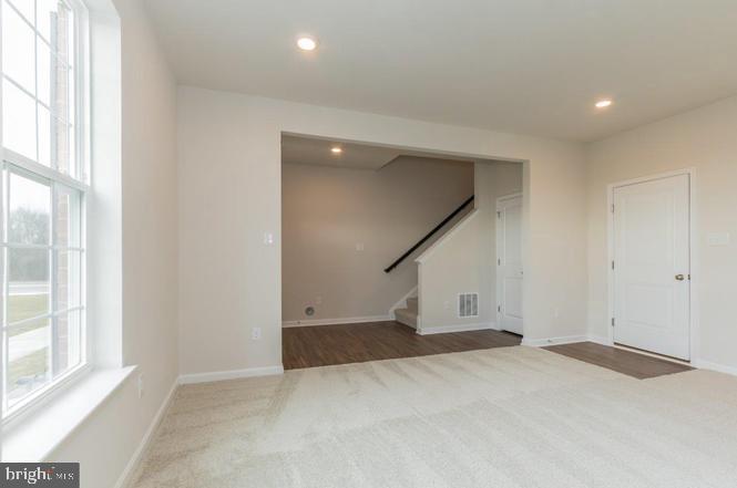 313 Bright Light Edgewater, MD 21037 - Photo 5 of 15