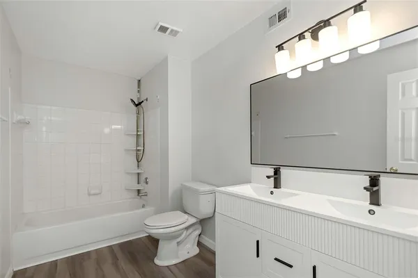 $1,999 | 2400 Feather Sound Drive, Unit 1328, Clearwater, FL 33762