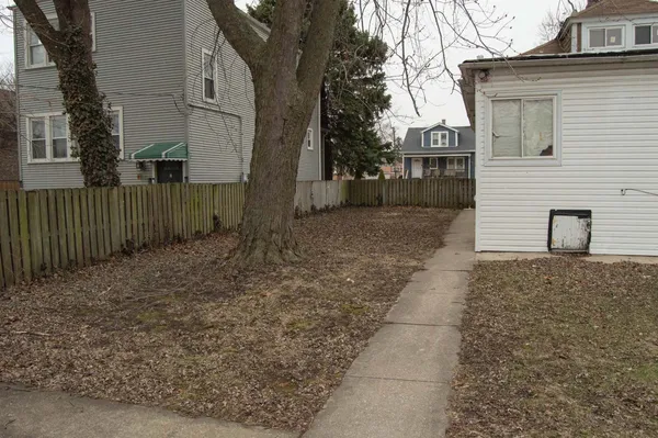 a backyard of a house