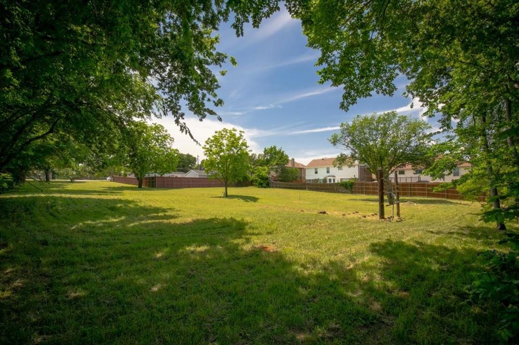 1000 Hughes Road Grapevine, TX 76051 - Photo 7 of 15 a view of a park