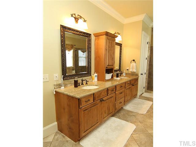 5319 Landguard Drive Raleigh, NC 27613 - Photo 16 of 25 Gallery Image 16