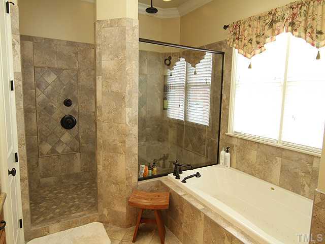5319 Landguard Drive Raleigh, NC 27613 - Photo 17 of 25 Gallery Image 17