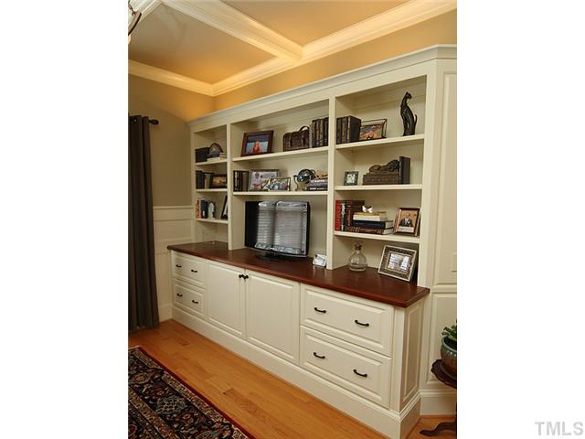 5319 Landguard Drive Raleigh, NC 27613 - Photo 6 of 25 Gallery Image 6