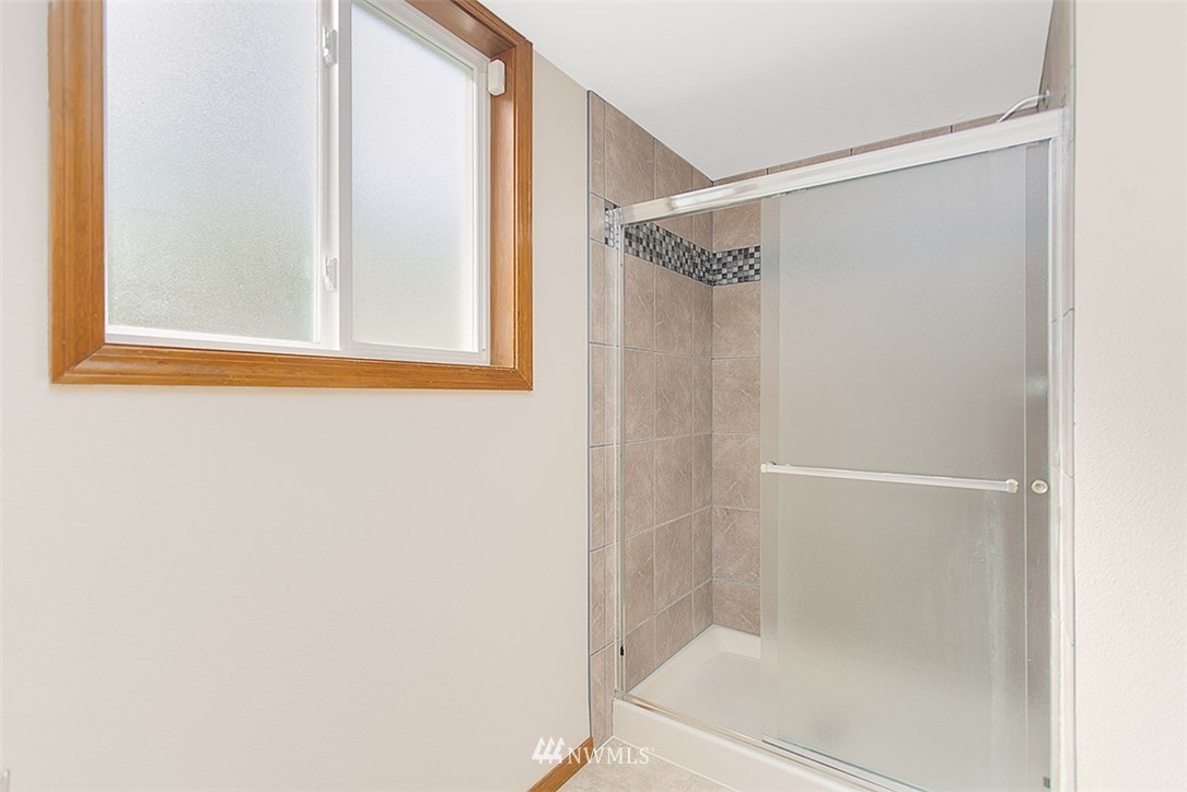 15375 Southeast 183rd Drive Renton, WA 98058 - Photo 14 of 24 Gallery Image 14