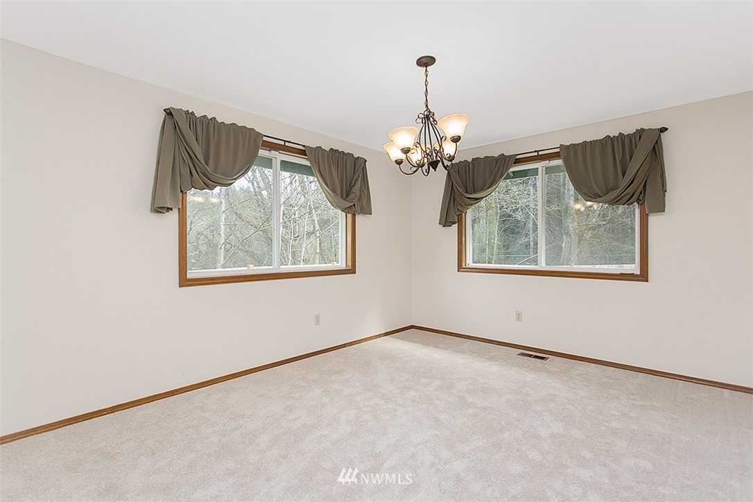15375 Southeast 183rd Drive Renton, WA 98058 - Photo 5 of 24 Gallery Image 5